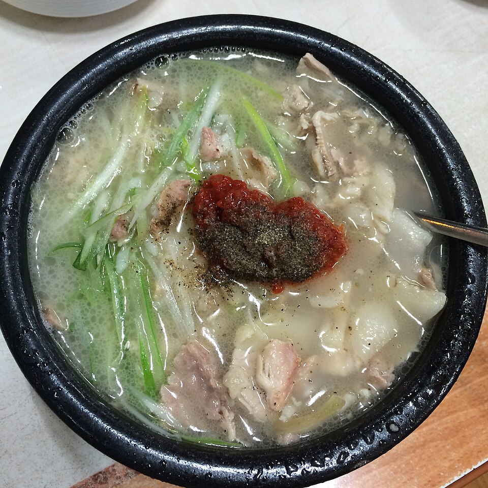 Dwaeji Gukbap