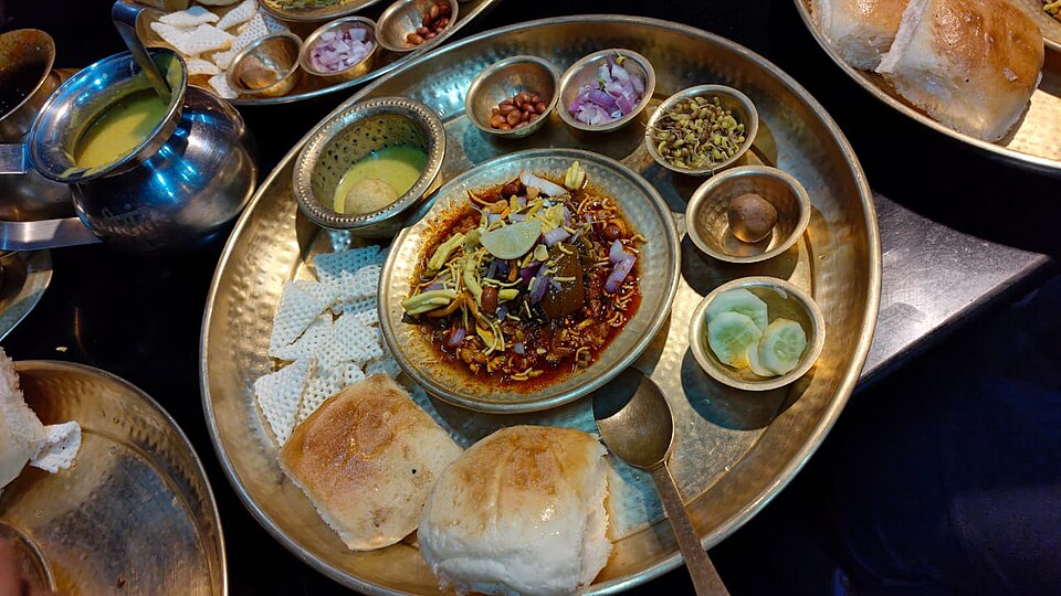 Misal Pav Pune