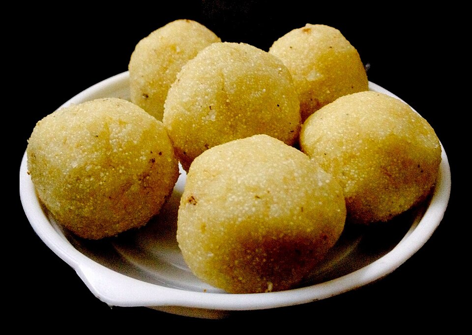 Rava Ladoo